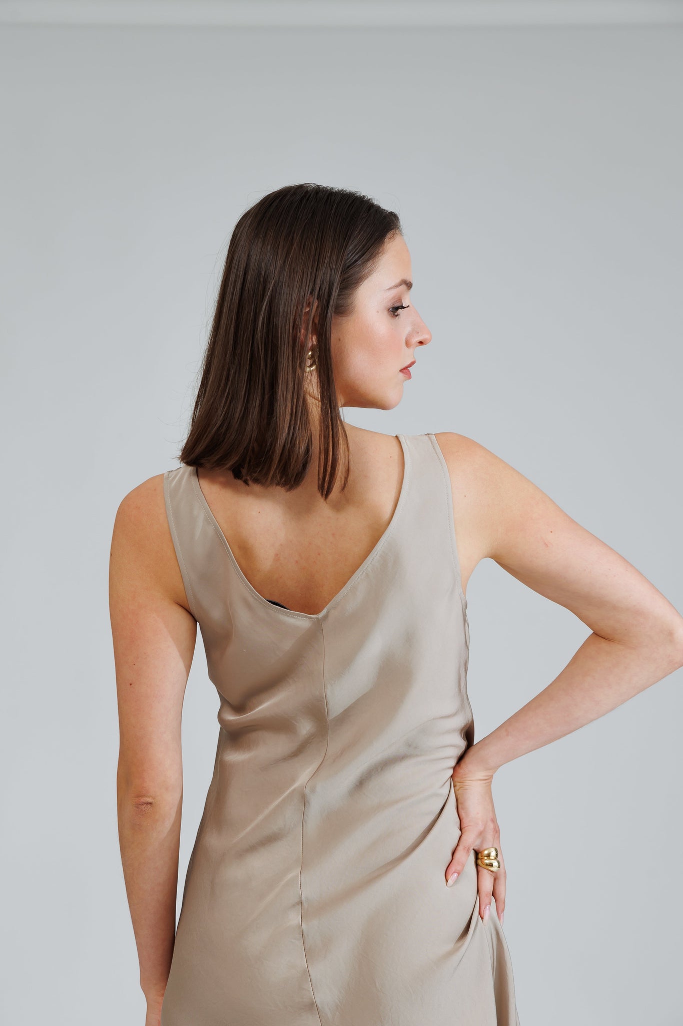 NIXIE DRESS IN ICY LATTE - interlue