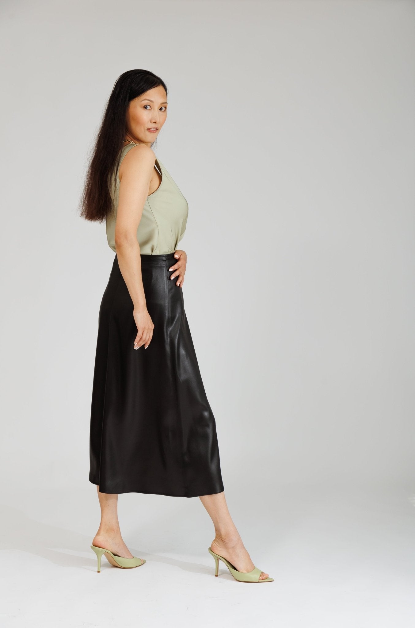 NATI SKIRT IN BLACK LEATHER - interlue