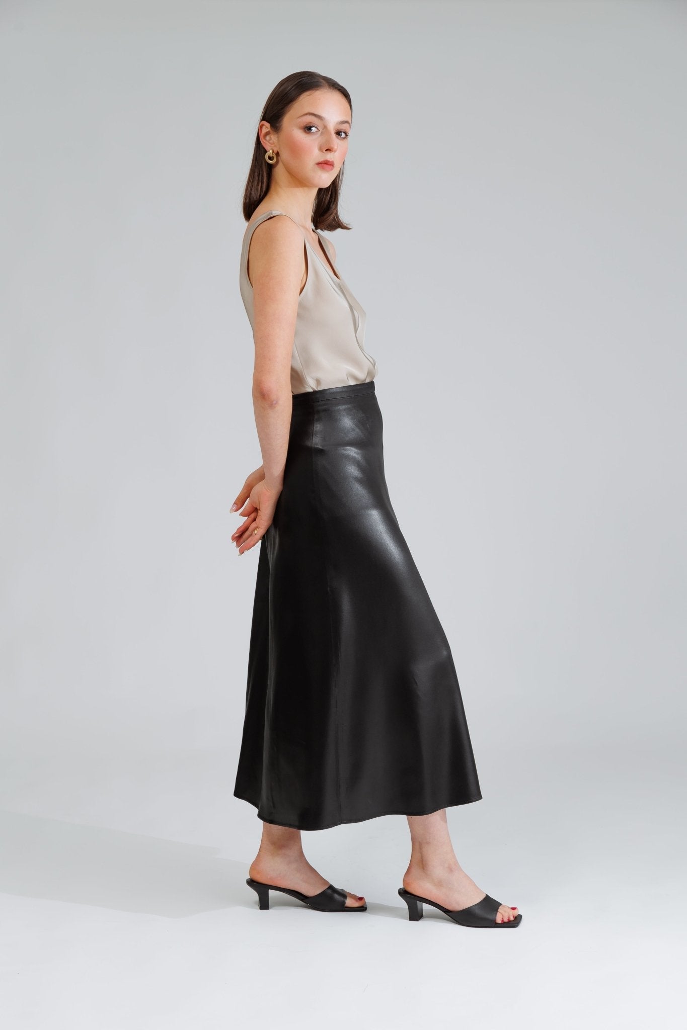 NATI SKIRT IN BLACK LEATHER - interlue