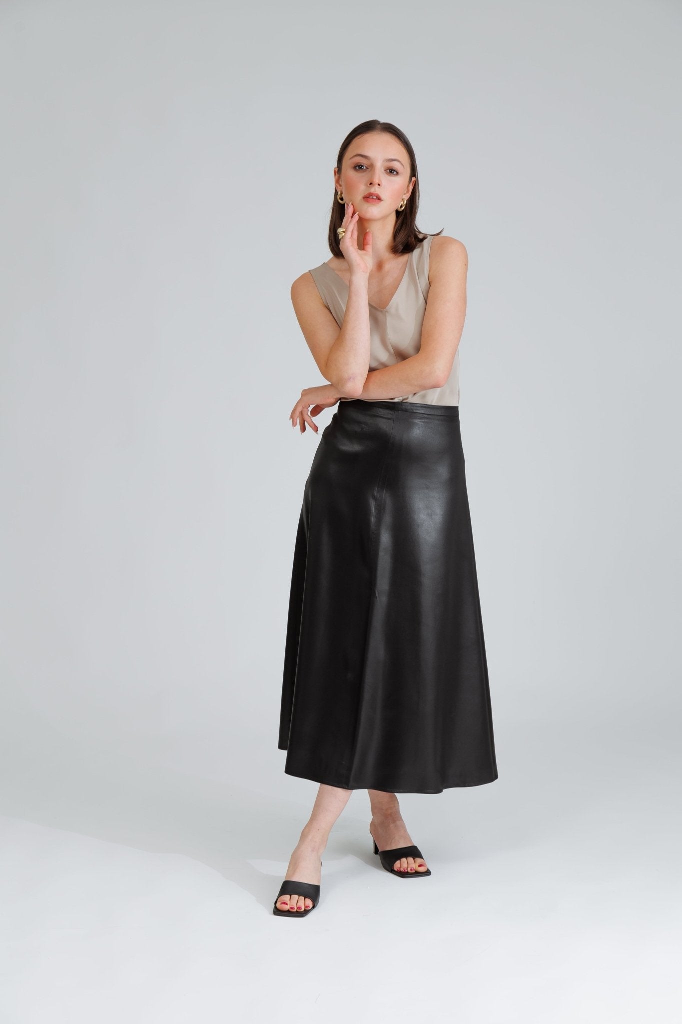 NATI SKIRT IN BLACK LEATHER - interlue