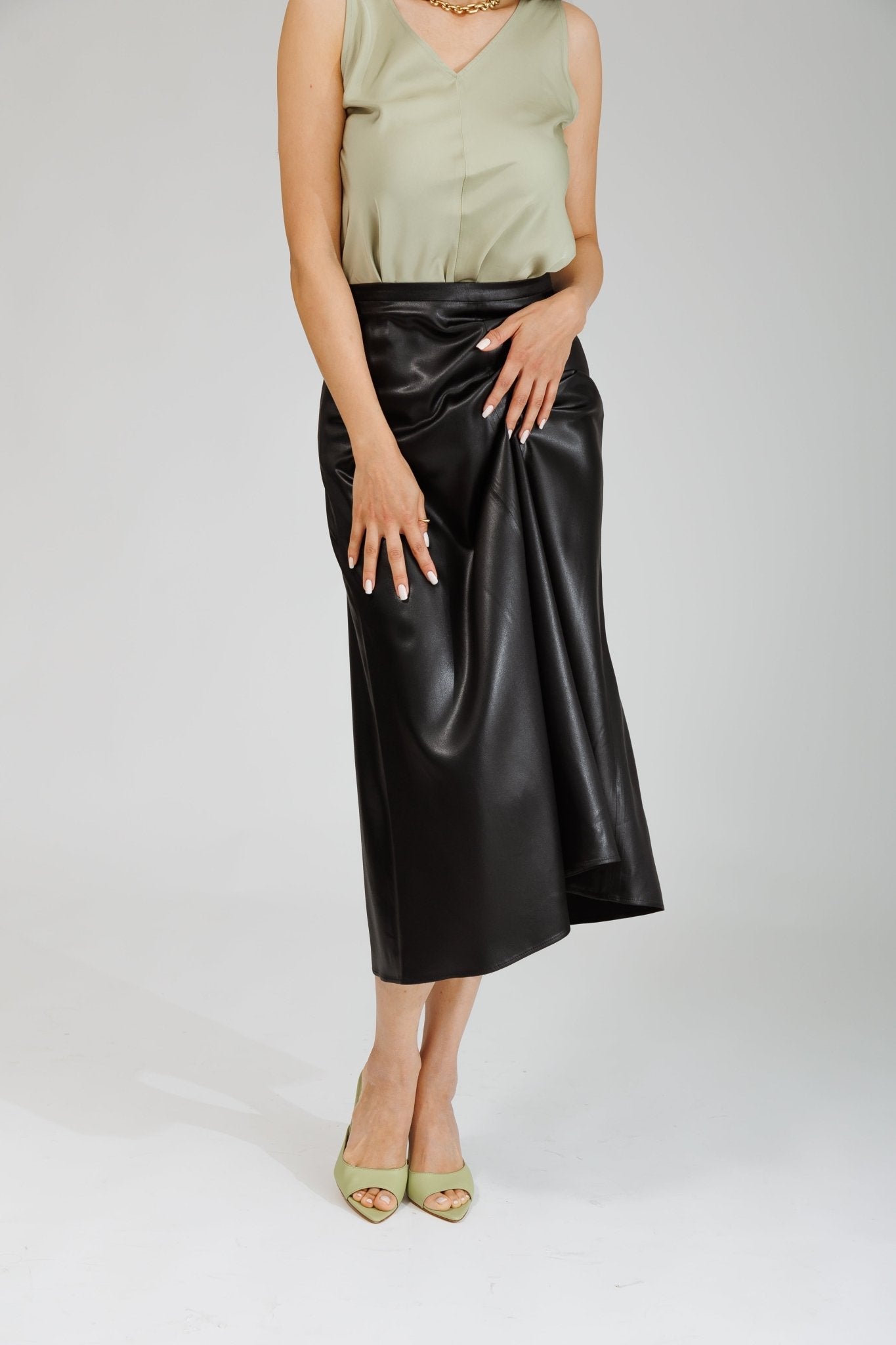 NATI SKIRT IN BLACK LEATHER - interlue