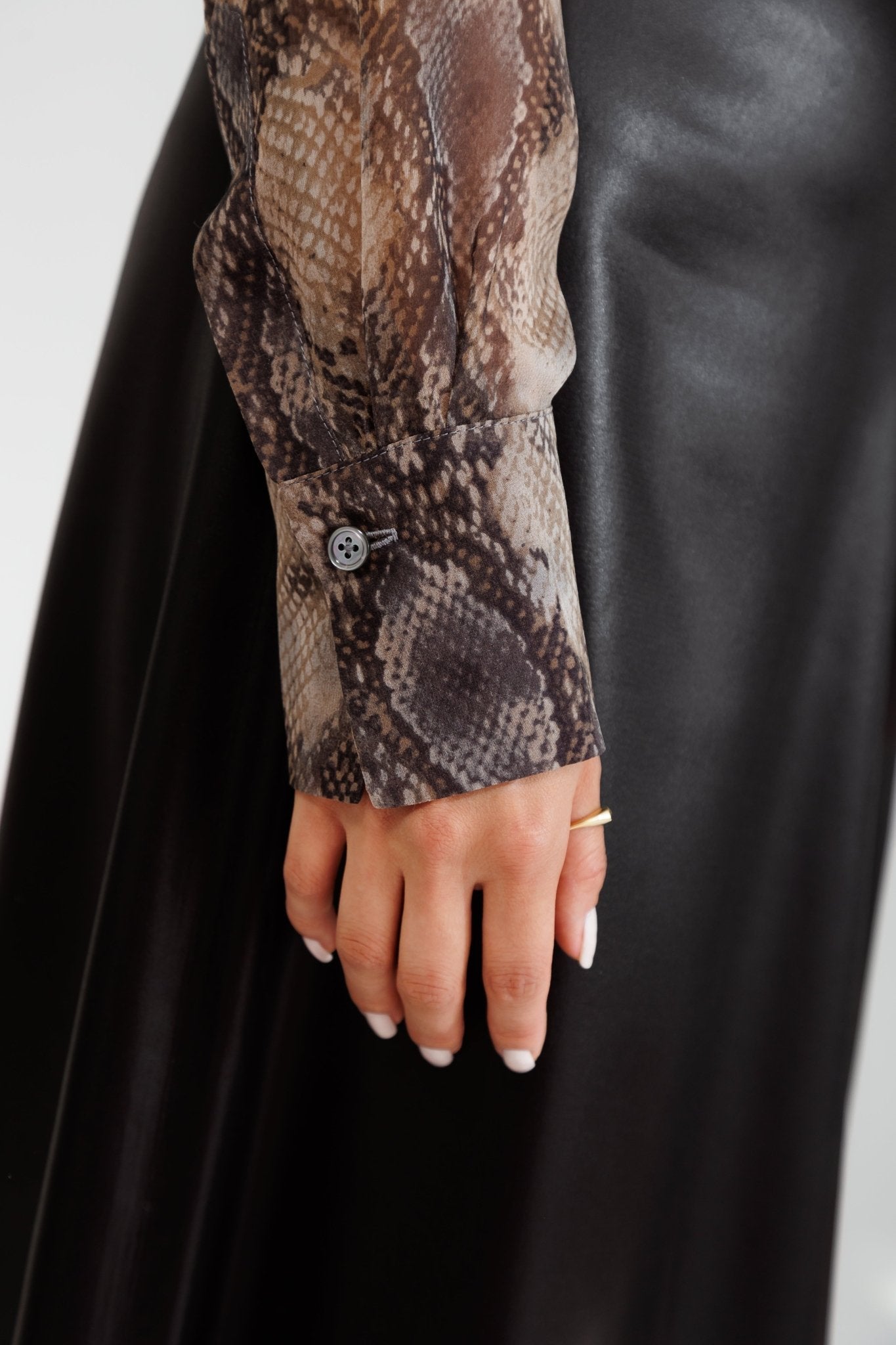 NINA BLOUSE IN SILKY PYTHON - interlue