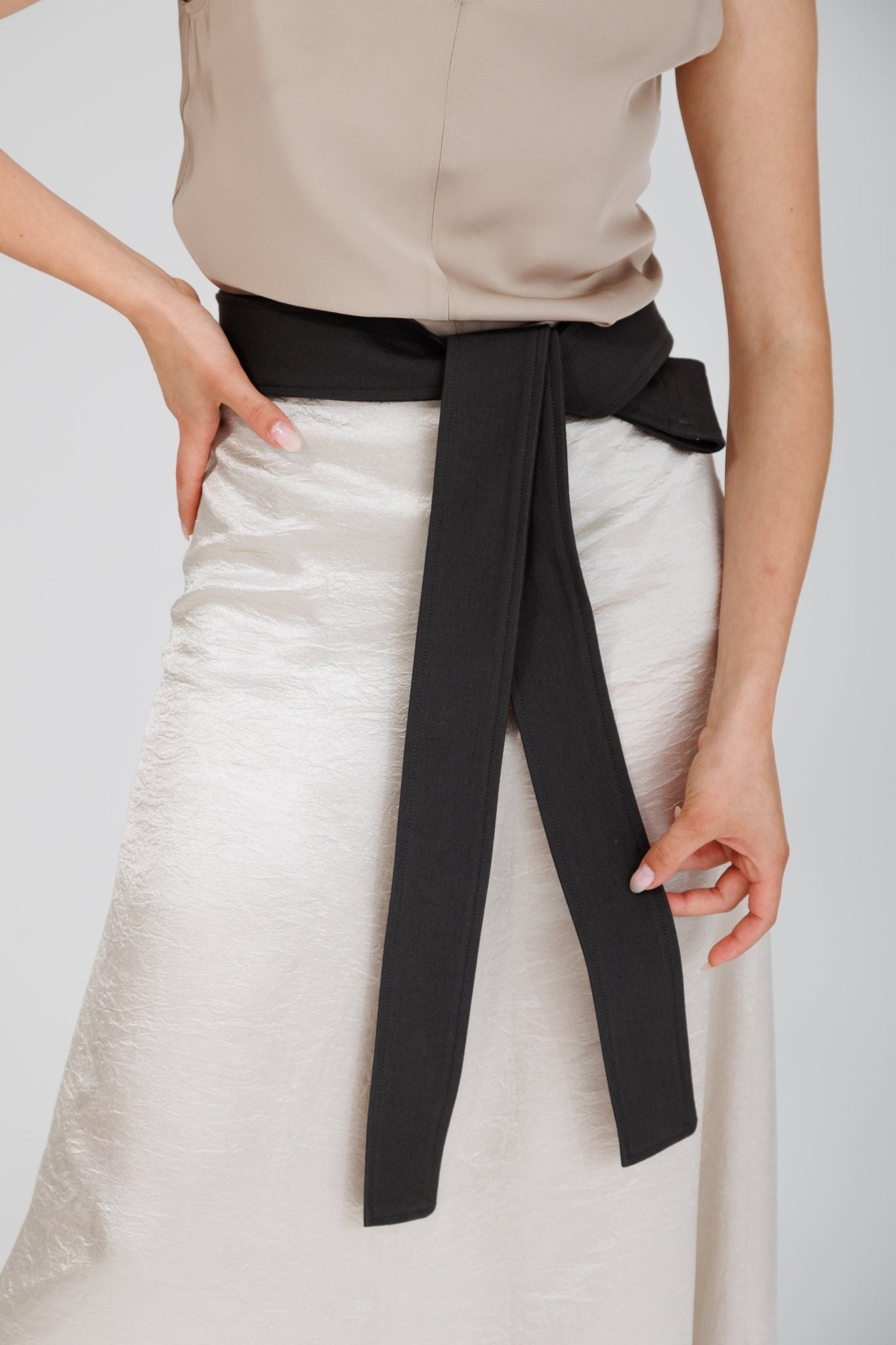 SOFT JERSEY BELT IN CHARCOAL - interlue